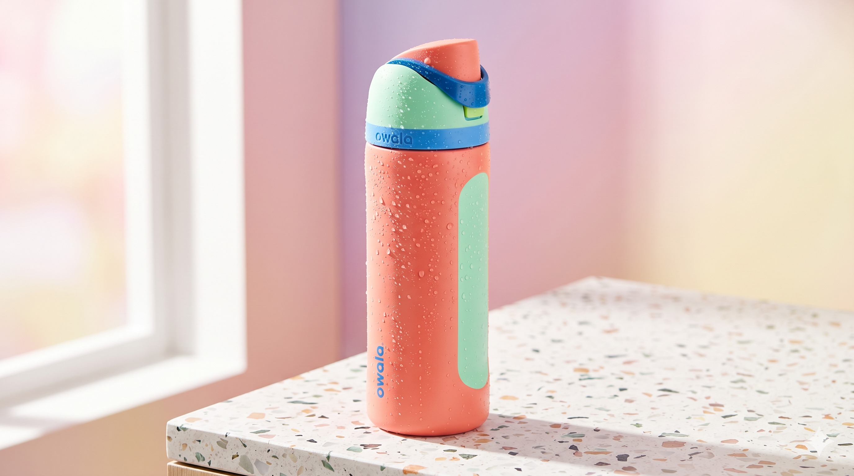 Owala FreeSip insulated stainless steel water bottle